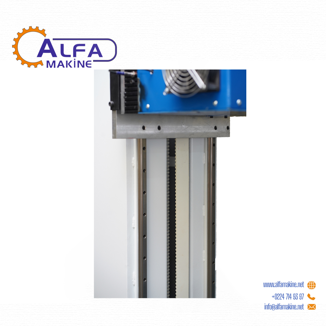 Titreşimli Yatay CNC Sünger Kesim Makinası